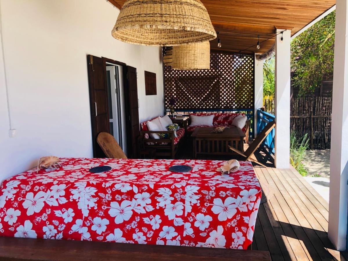 Villa A.Tia Morondava Exteriör bild
